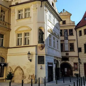 Týnská 7 Appartamento